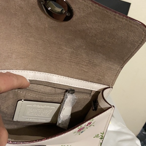 CoachDK/Chalk cross Stitch Floal print Bowery - Picture 7 of 9